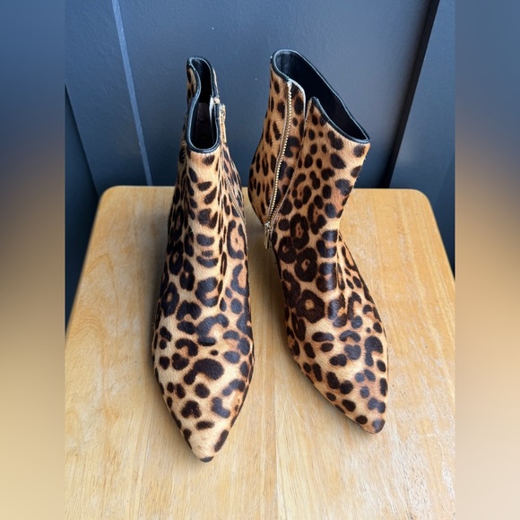 Taryn Rose Leopard Print Ankle Booties - Picture 7 of 12